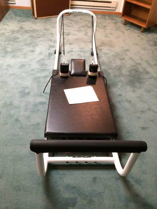 Non-invasive Exercise Therapy Equipment Current Concepts (Balanced Body)  Personal Reformer Pilates Professional Exercise Machine - New Or Used Would  Be At Least $2500!! Excellent Condition With Manual!!
