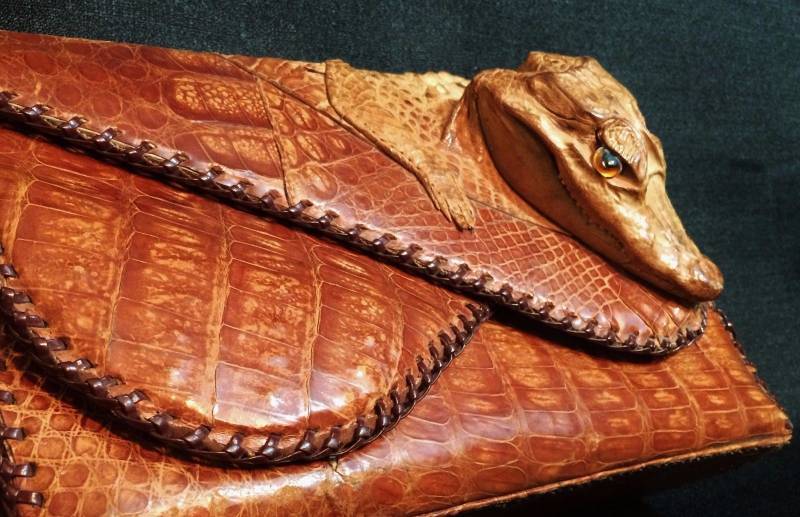 1950s Vintage Alligator Crocodile Handbag • Top Handl… - Gem