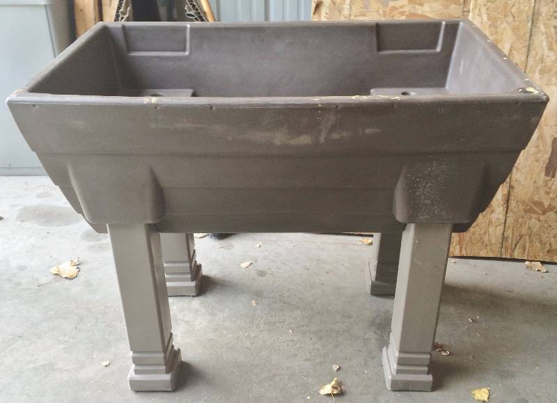 lot 36 image: 40x24x32Tall Indoor Outdoor Basement Garage Heavy Duty Huge Raised Garden Planter Pot Grow Trough With Legs - Can Also Be Used To Hold Ice & Beverages For Parties