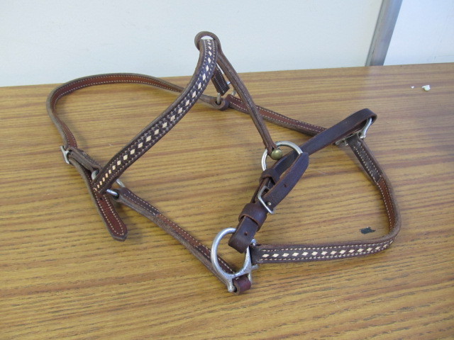 lot 235 image: High Quality Leather Horse Bridle Reigns etc