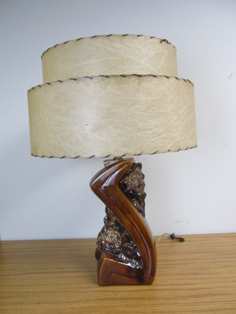 lot 77 image: Vintage Mid Century Ceramic Table Lamp w2-Tiered Fiberglass Shade