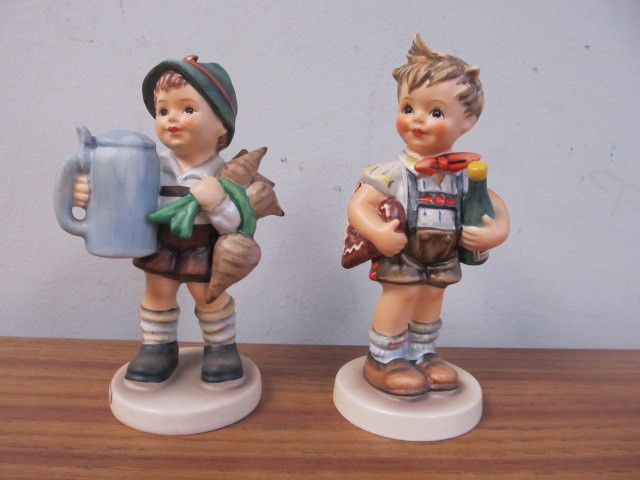 lot 32 image: Pair of Hummels