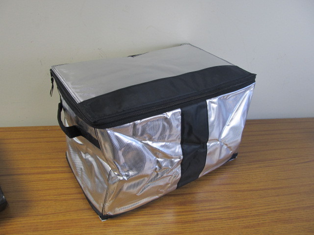 lot 82 image: NEW Therma Cool Collapsible Cooler