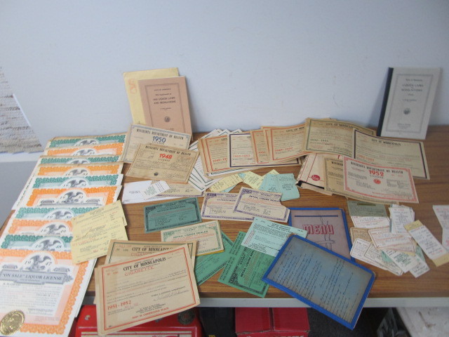 lot 69 image: HUGE Lot of Vintage Bar Liquor LicensesPaperwork etc
