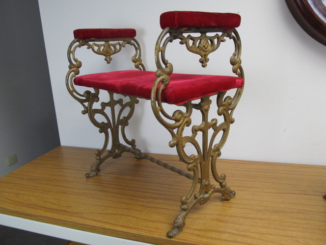 lot 111 image: Original Antique Ornate Wrought Iron Bench Seat 