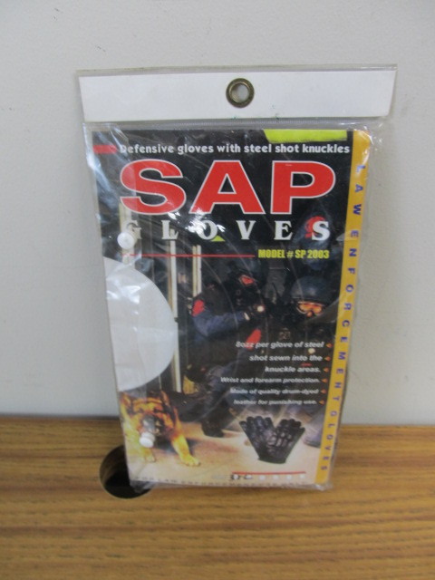 lot 114 image: SAP Weighted Defense Tactical Gloves - BRAND NEW