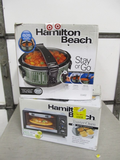 lot 139 image: BRAND NEW Hamilton Beach Toaster Oven & Tailgating Crock Pot