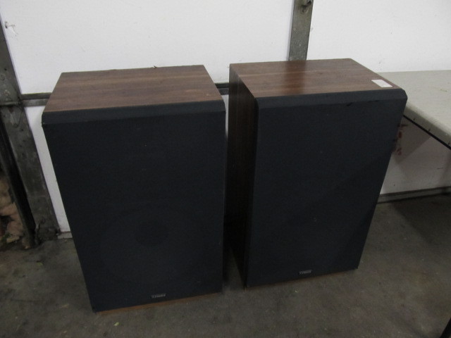 Fisher sales floor speakers