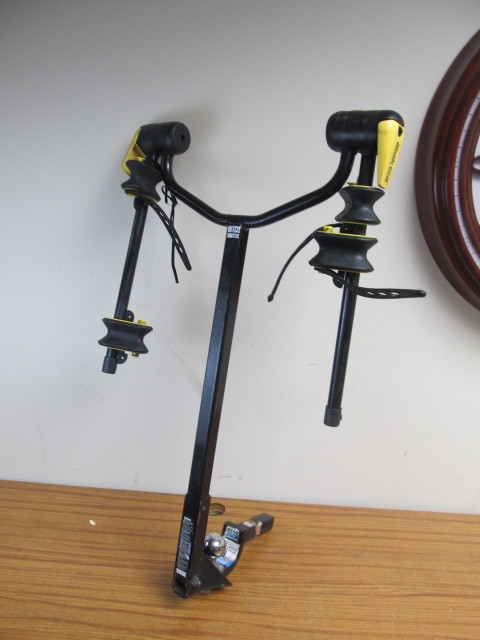 lot 184 image: Hitch Shuttle wReese Hitch