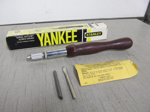 lot 213 image: NEW IN BOX Yankee Drill