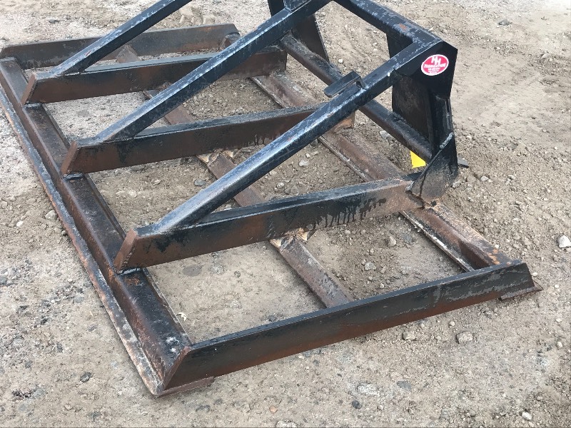 HH Skid-Loader Leveling Bar