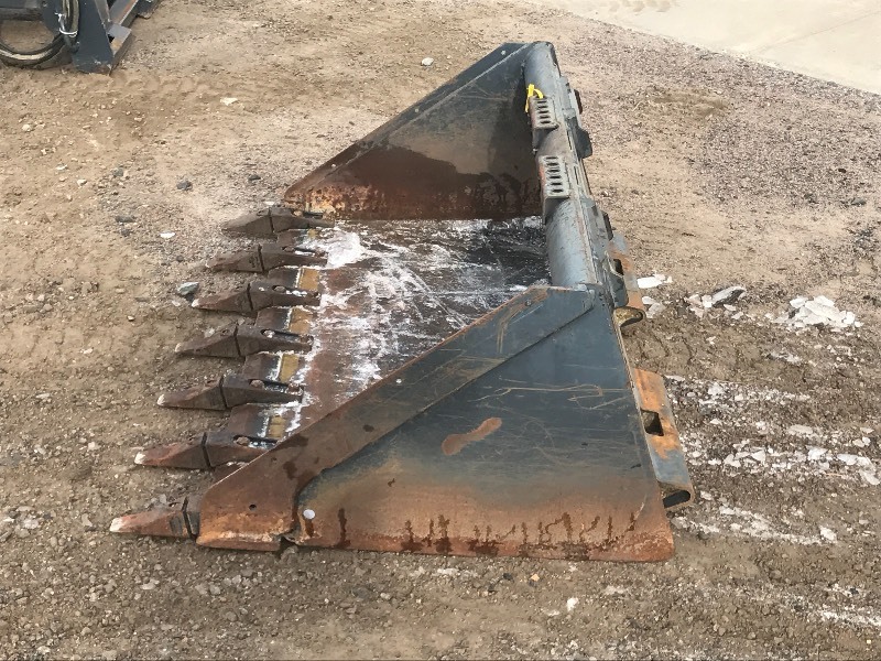 Bobcat 60 Bucket