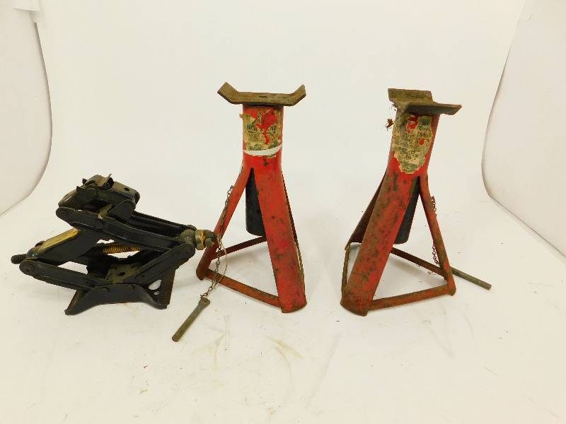 Scissor Jack and Jack Stands