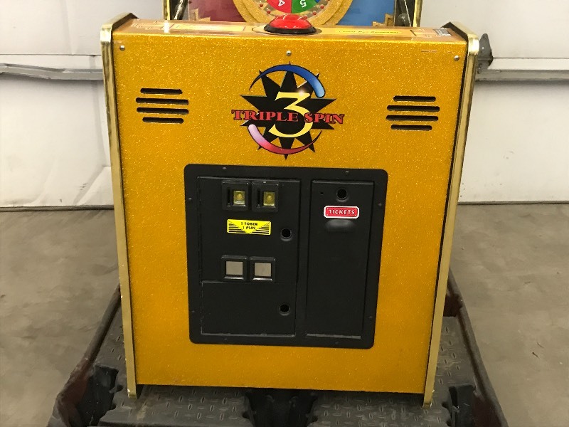 lot 2 image: Triple Spin Redemption Arcade Game