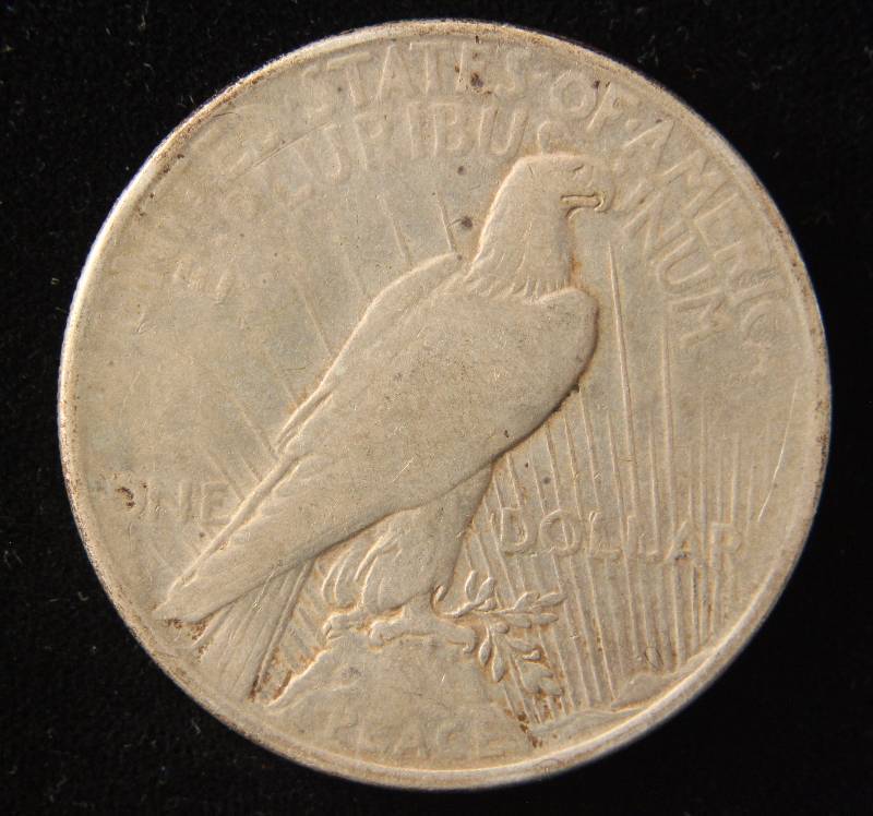 1922 PEACE SILVER DOLLAR FINE