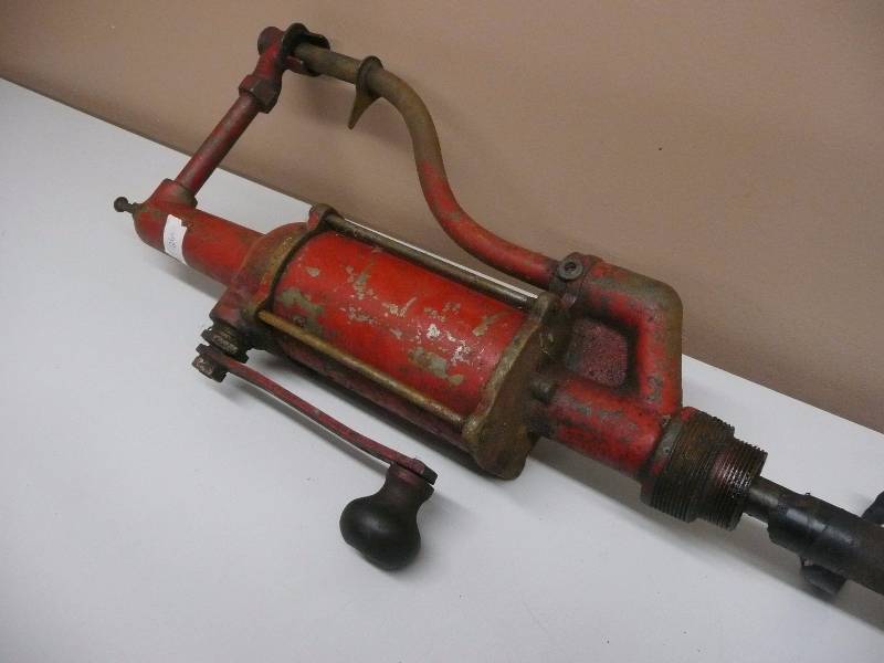 lot 26 image: Vintage Original Oil Barrel, Gas Pump - Patina - Made in USA - VERY COOL SEE PICTURES
