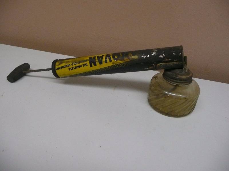 lot 35 image: RARE - Antique-Vintage SANOVAN HOUSEHOLD DEODORANT SPRAYER With ORIGINAL CLEAR GLASS CANISTER - SEE PICTURES