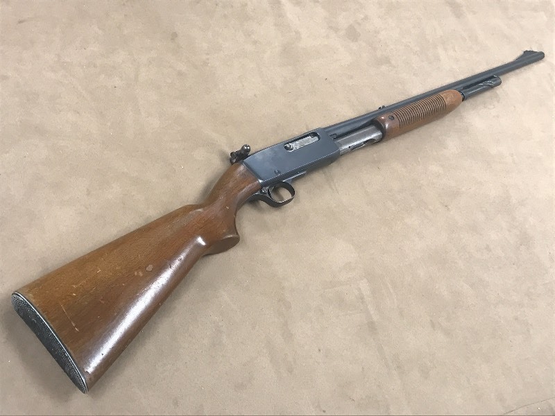 lot 2 image: Remington Gamemaster 141 Rifle