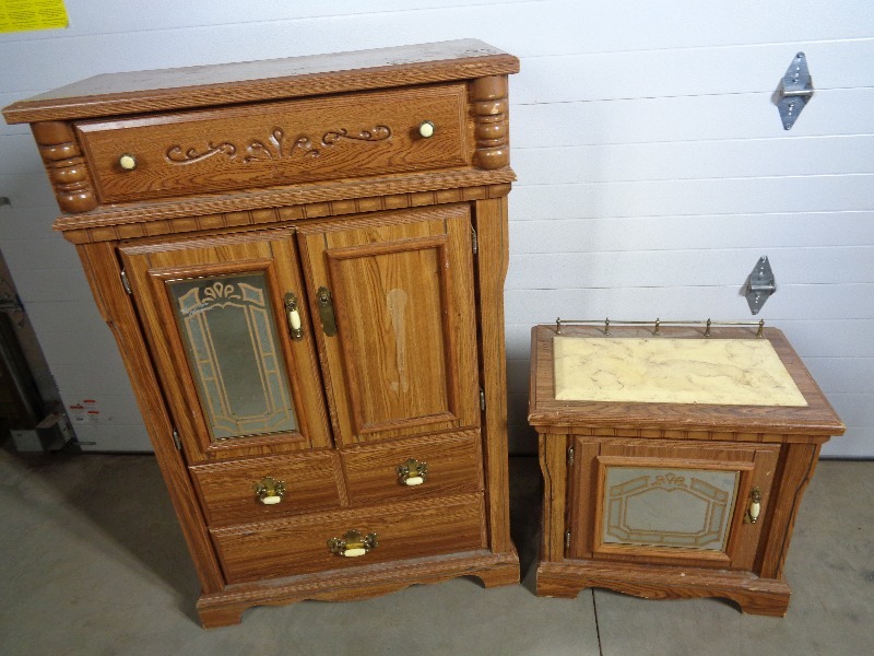 lot 126 image: Dresser and Night Stand