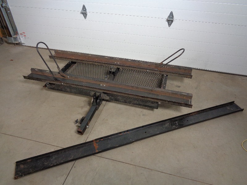 lot 146 image: Hitch Carrier with Motorcycle Mounts