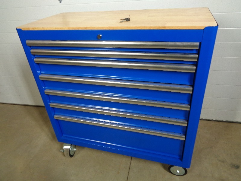lot 1 image: New 7 Drawer Tool Rolling Chest