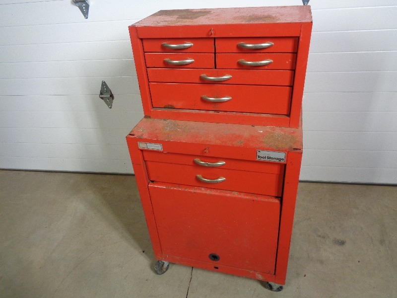 lot 50A image: 8 Drawer Craftsman Toolbox Combo