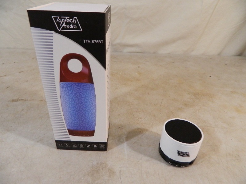 lot 39 image: 2 New Wireless Speakers