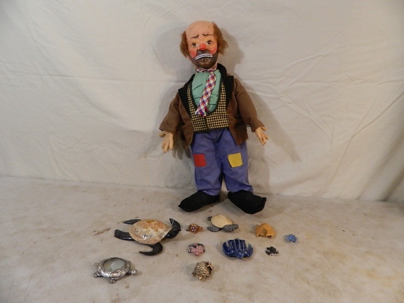 lot 40 image: Emmett Kelly Clown and Turtle Collection