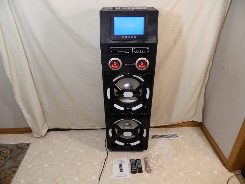 lot 2 image: Party Speaker with LCD Screen