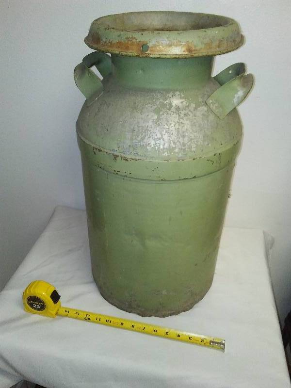 lot 36 image: Vintage Cream Can