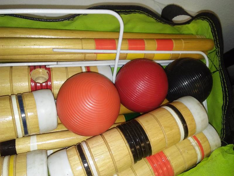 lot 47 image: Franklin Croquet Sets  Like New