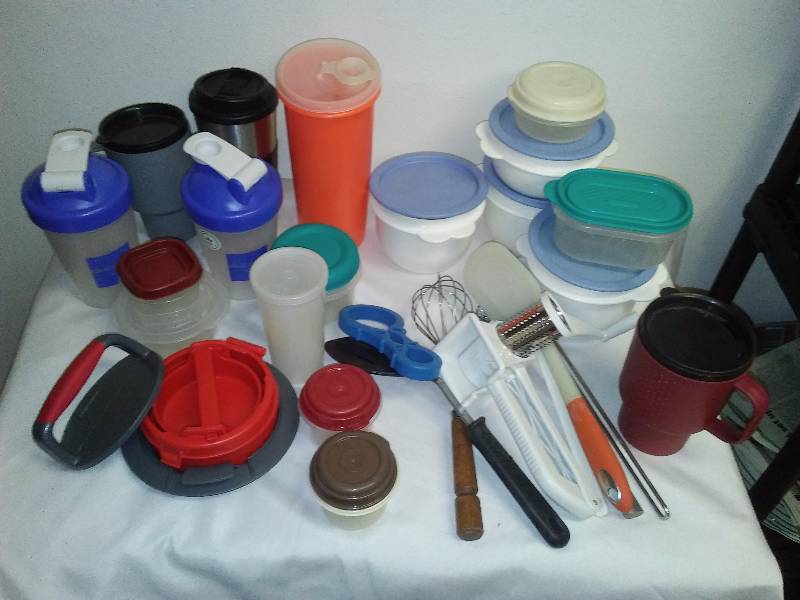 lot 57 image: Assorted Tupperware and more