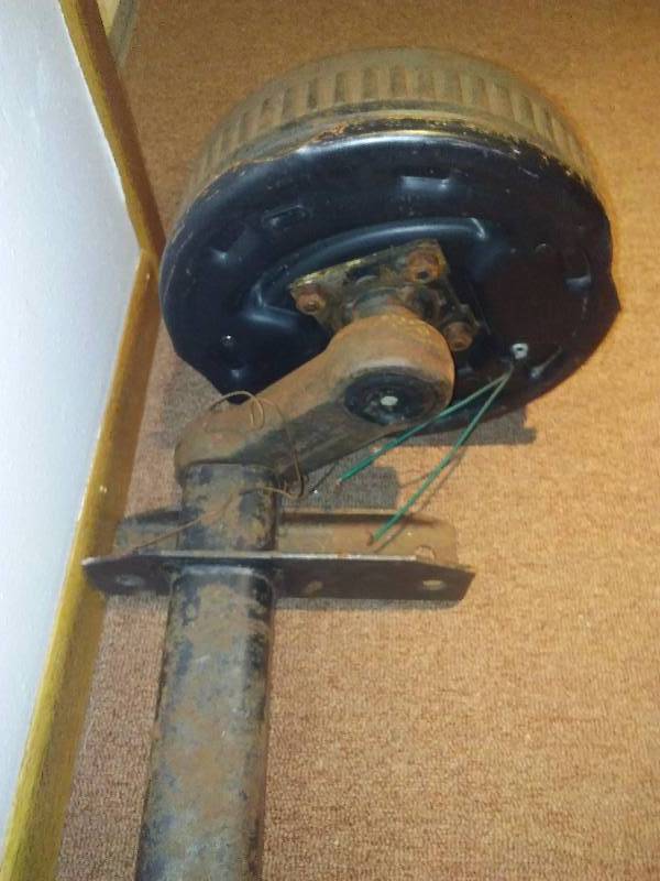 lot 85 image: Single Trailer Axel