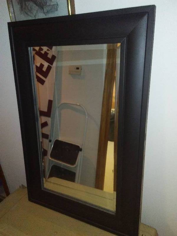 lot 86 image: Large Fancy Beveled Mirror