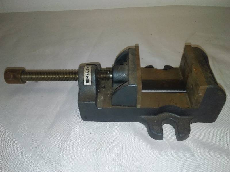 lot 106 image: Sears Craftsman Bench Vice, 7 pounds