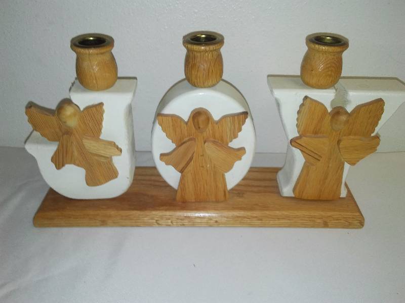 lot 124 image: All wood JOY 3-candle holder with angels