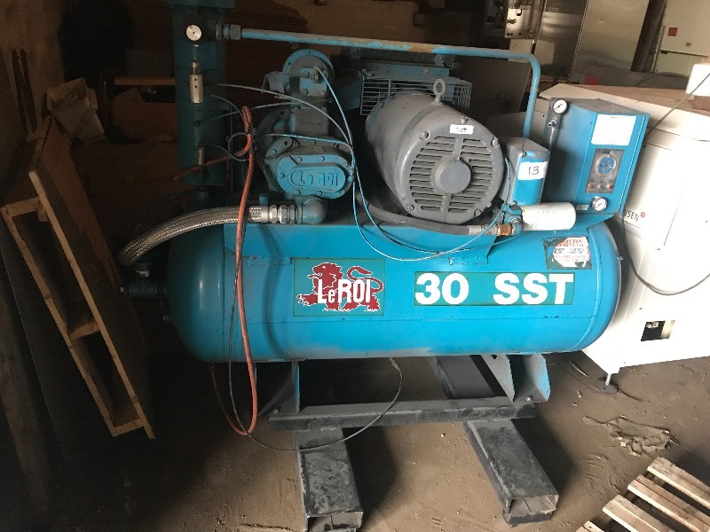 LEROI AIR COMPRESSOR