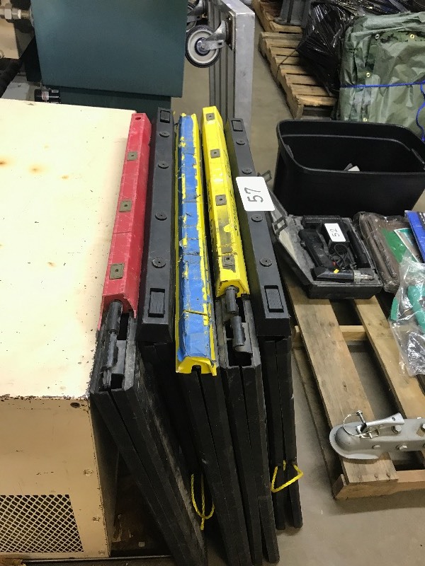 5 SAW HORSES