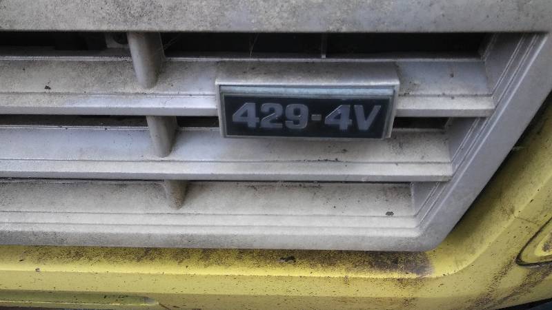 FORD BOX TRUCK FOR PARTS
