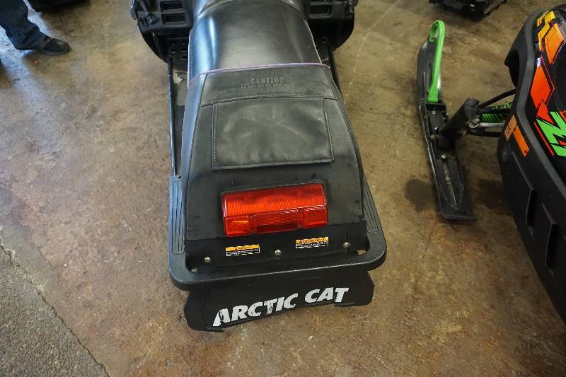 lot 11 image: 1996 Arctic Cat Cougar 550