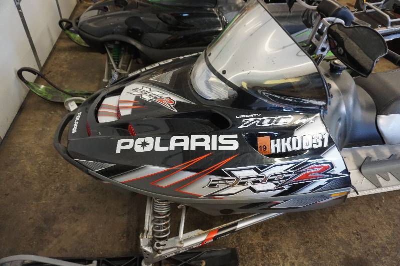 lot 10 image: 2004 Polaris 700 Liberty VES Pro X2