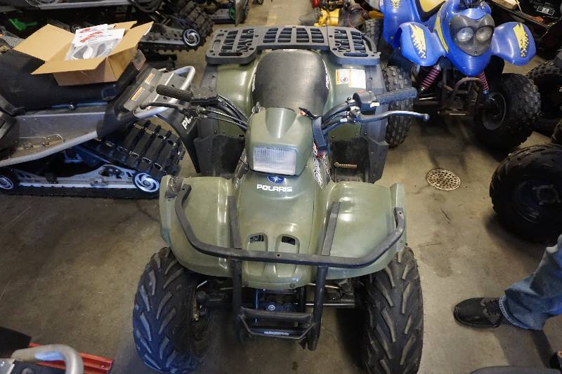 lot 15 image: 2005 Polaris Sportsman 90 Mini ATV