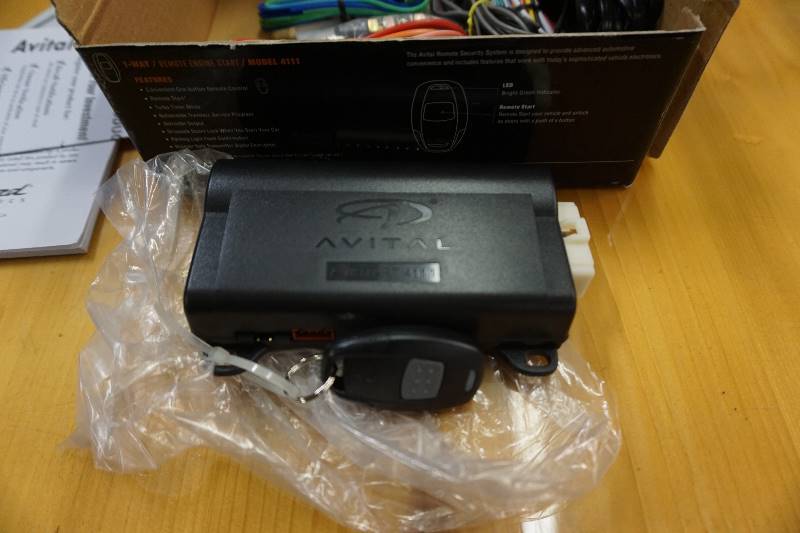lot 25 image: Avital Model 4111 1- Way Remote Engine Starting System
