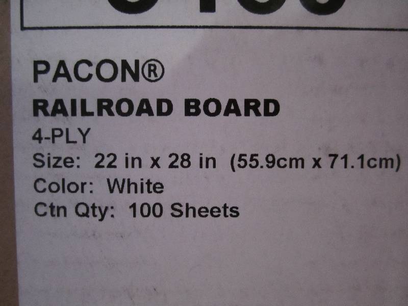lot 54 image: Case of 100 Sheets White 4-Ply Post...