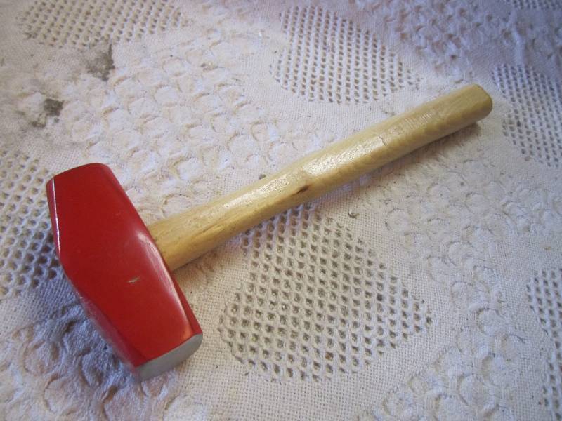 lot 89 image: New 4 Pound Double Faced Hardened S...