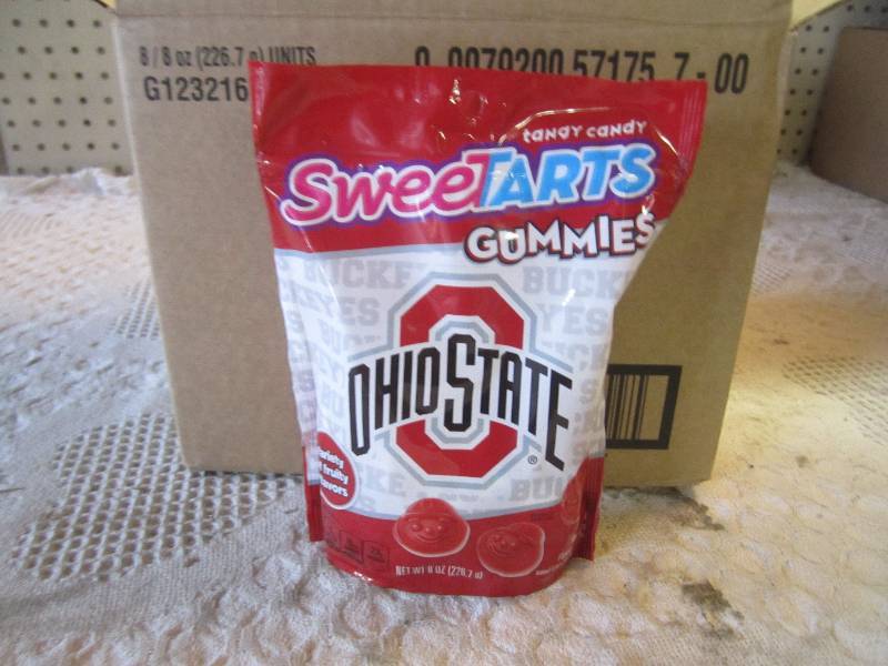 lot 97 image: Case of 8 Bags Sweetarts Gummies 8 ...