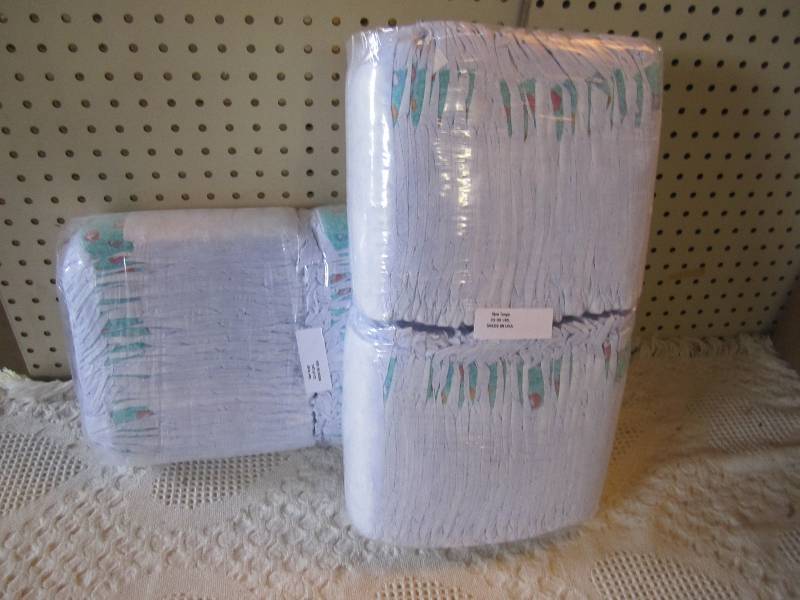 lot 114 image: Lot of 100 Diapers 2 packs of 50 ea...