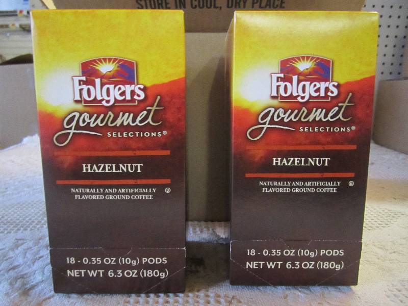 lot 198 image: Case of Folgers Gourmet Hazelnut Gr...