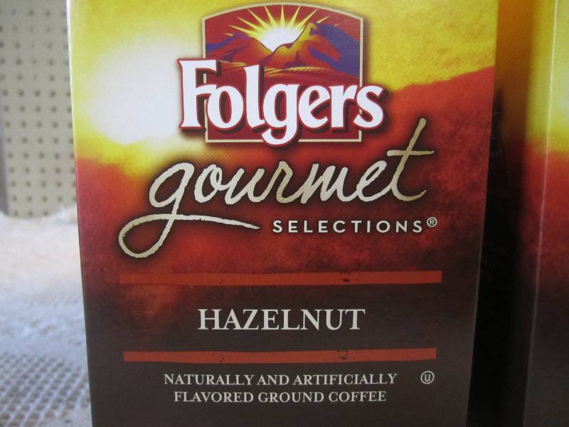 lot 199 image: Case of Folgers Gourmet Hazelnut Gr...
