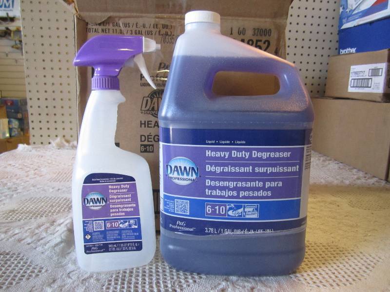 lot 208 image: Case of 3 Dawn Heavy Duty Degreaser...
